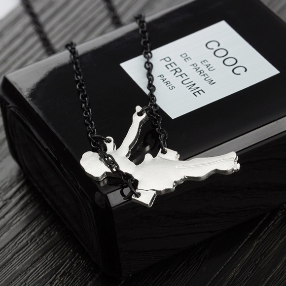 **ABRIANA* Gymnast Girl Swingset Statement Necklace - Picture 2 of 5